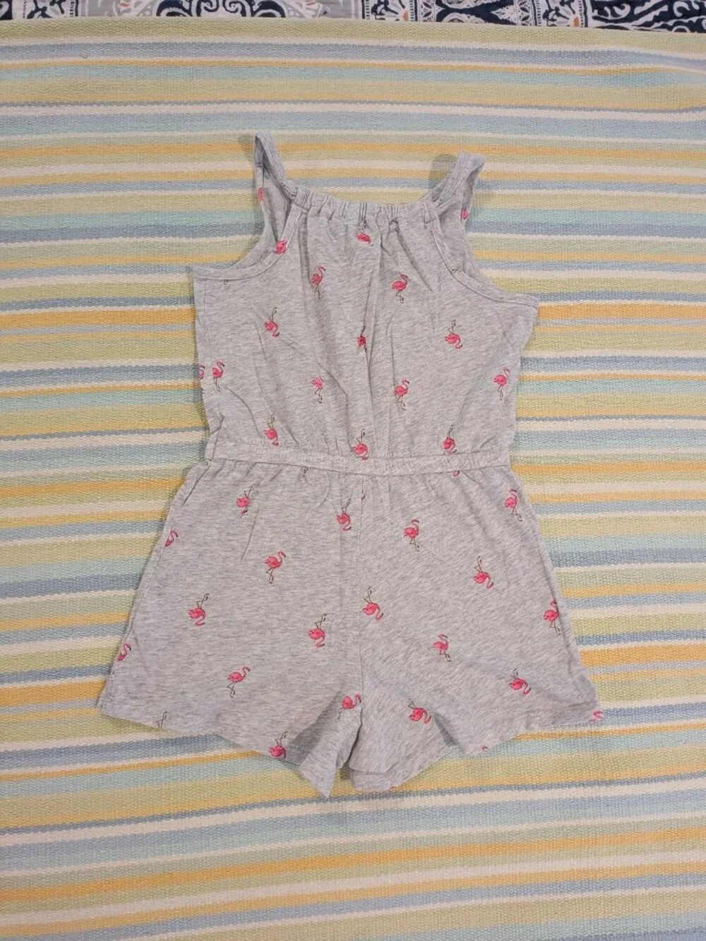 ⭐ Girl's Old Navy gray flamingo Romper Large 10-12